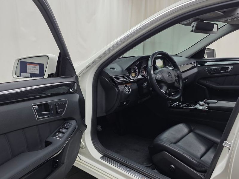 2012 Mercedes-Benz E-Class E220 CDI Avantgarde photo 10