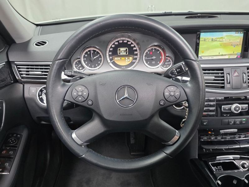 2012 Mercedes-Benz E-Class E220 CDI Avantgarde photo 13