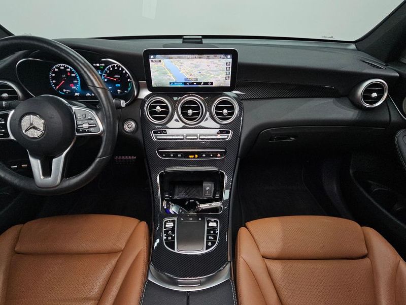 2021 Mercedes-Benz C-Class GLC300e 4MATIC Coupe photo 7