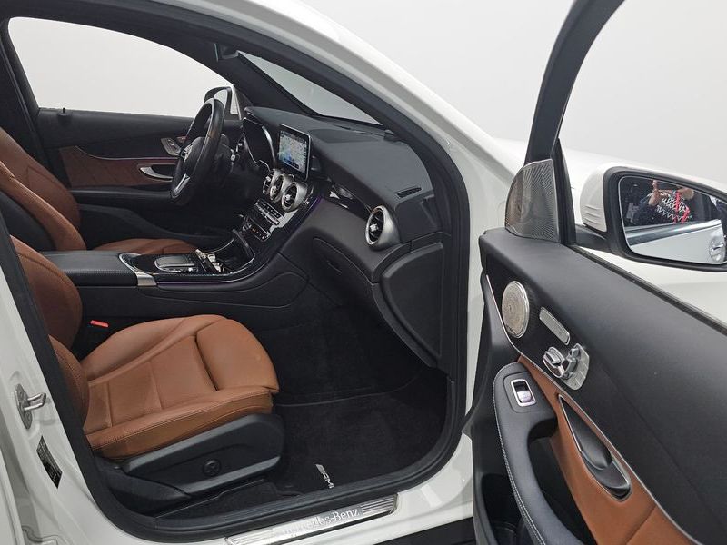 2021 Mercedes-Benz C-Class GLC300e 4MATIC Coupe photo 12
