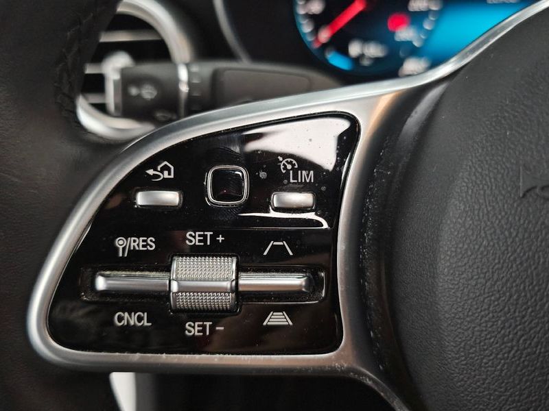 2021 Mercedes-Benz C-Class GLC300e 4MATIC Coupe photo 18