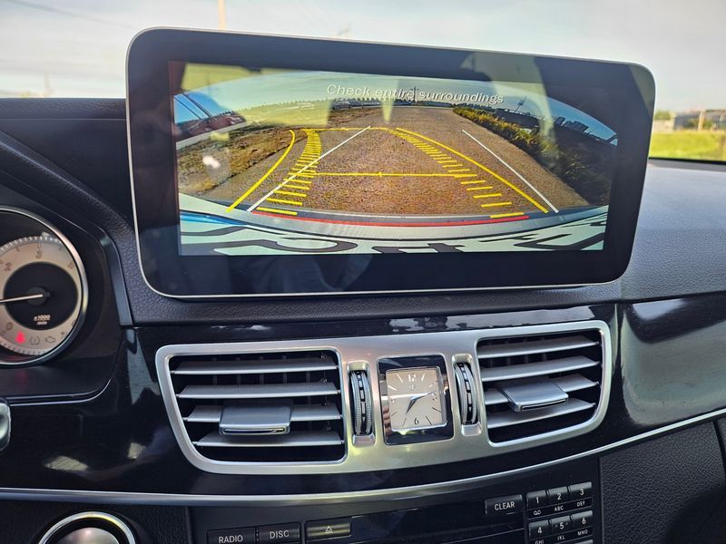2014 Mercedes-Benz E-Class E220 CDI Avantgarde photo 15