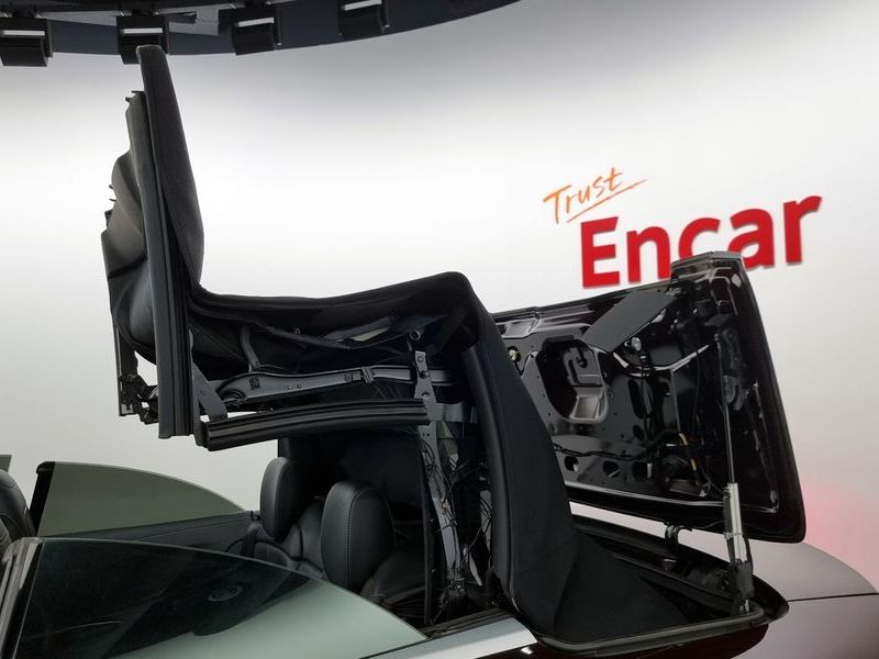 2021 Mercedes-Benz E-Class E450 4MATIC Cabriolet photo 20
