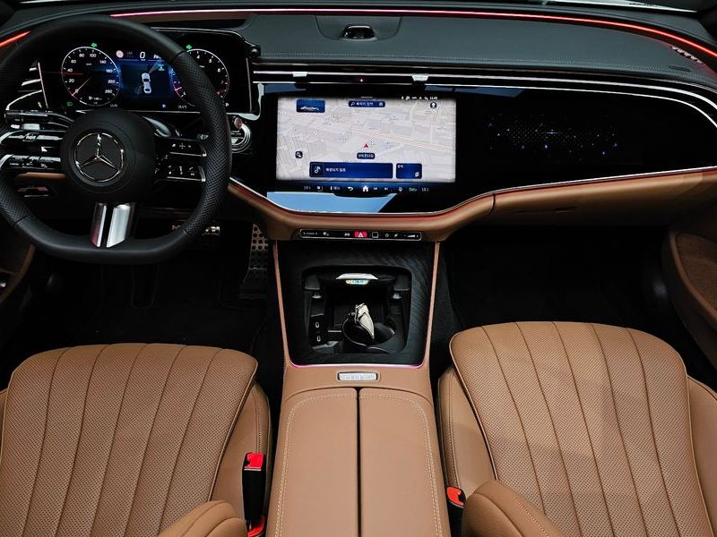 2026 Mercedes-Benz E-Class E450 4MATIC AMG Line photo 7