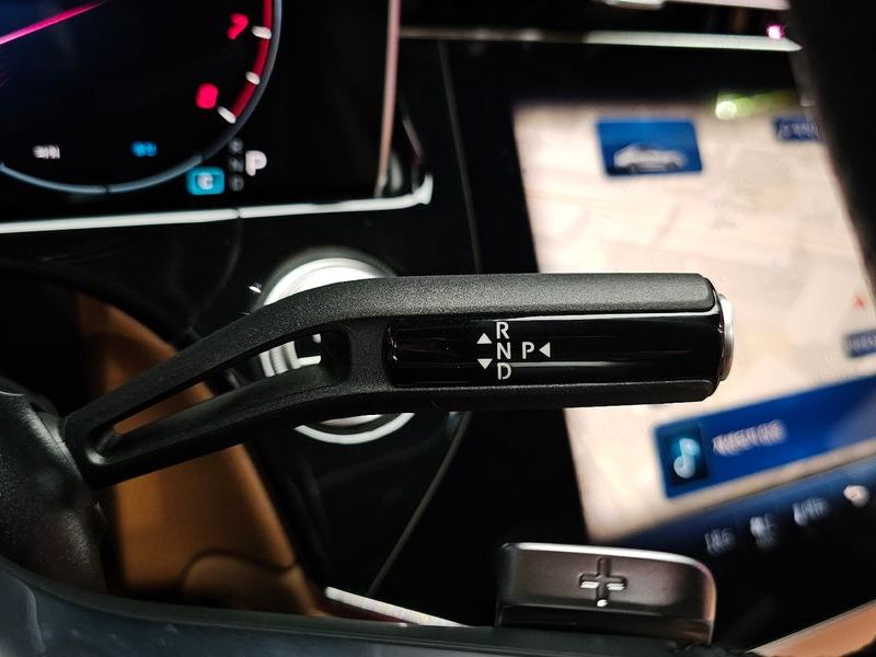 2026 Mercedes-Benz E-Class E450 4MATIC AMG Line photo 9