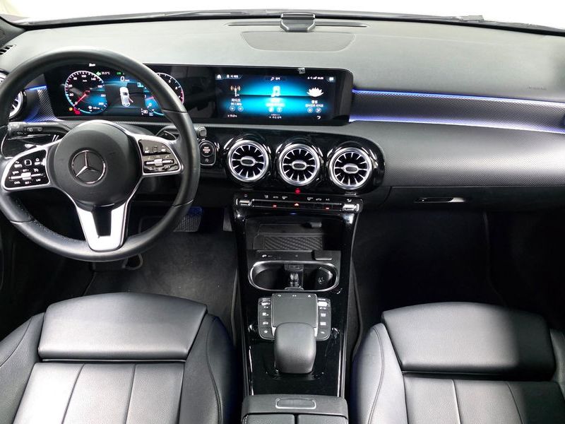2021 Mercedes-Benz A-Class A220 Hatchback photo 7
