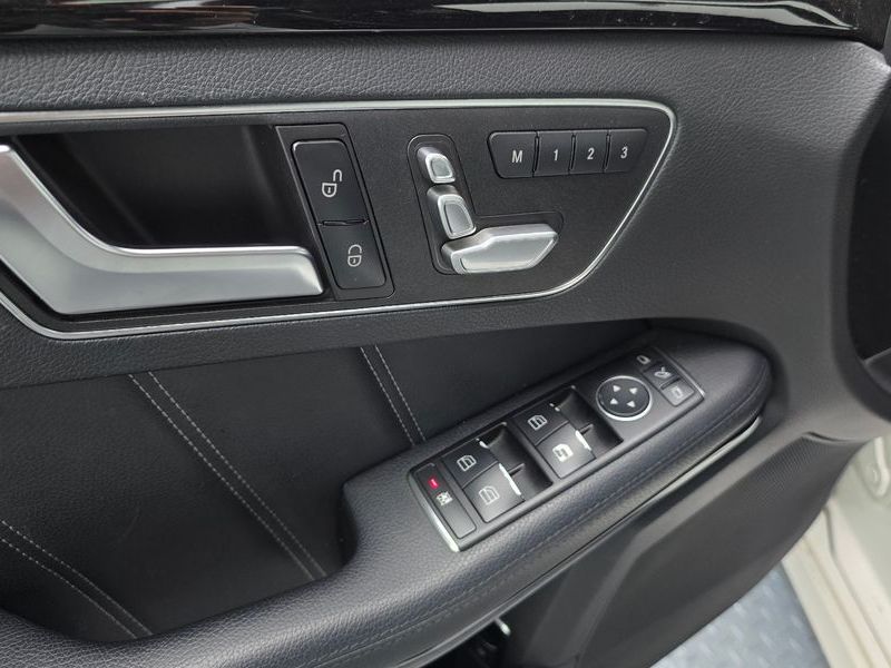 2014 Mercedes-Benz E-Class E220 CDI Avantgarde photo 14