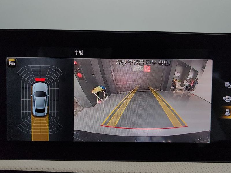 2021 Mercedes-Benz A-Class A220 Sedan photo 15