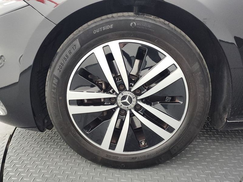 2021 Mercedes-Benz A-Class A220 Sedan photo 21