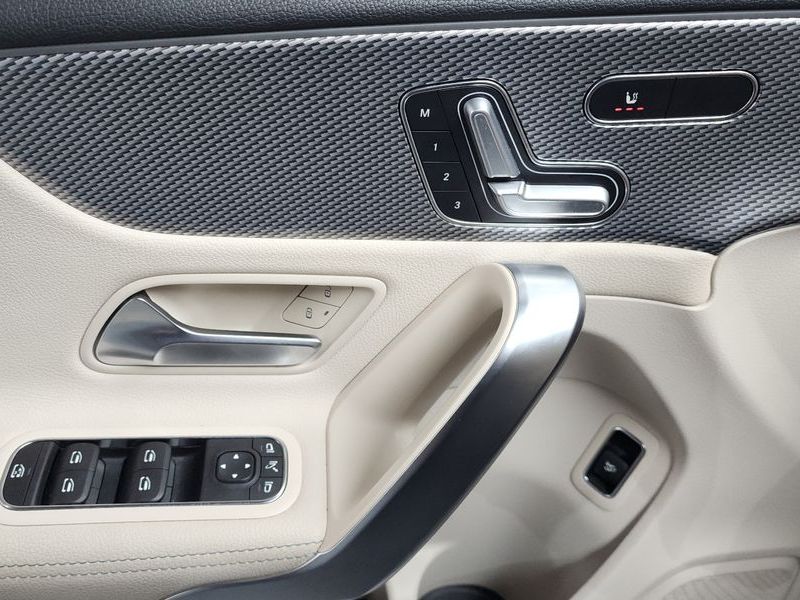 2021 Mercedes-Benz A-Class A220 Sedan photo 29