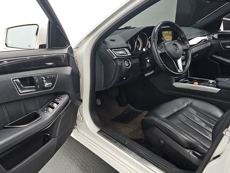 2014 Mercedes-Benz E-Class E220 CDI Avantgarde photo 11