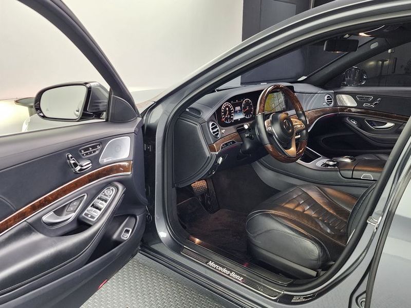 2018 Mercedes-Benz S-Class S560L 4MATIC photo 10
