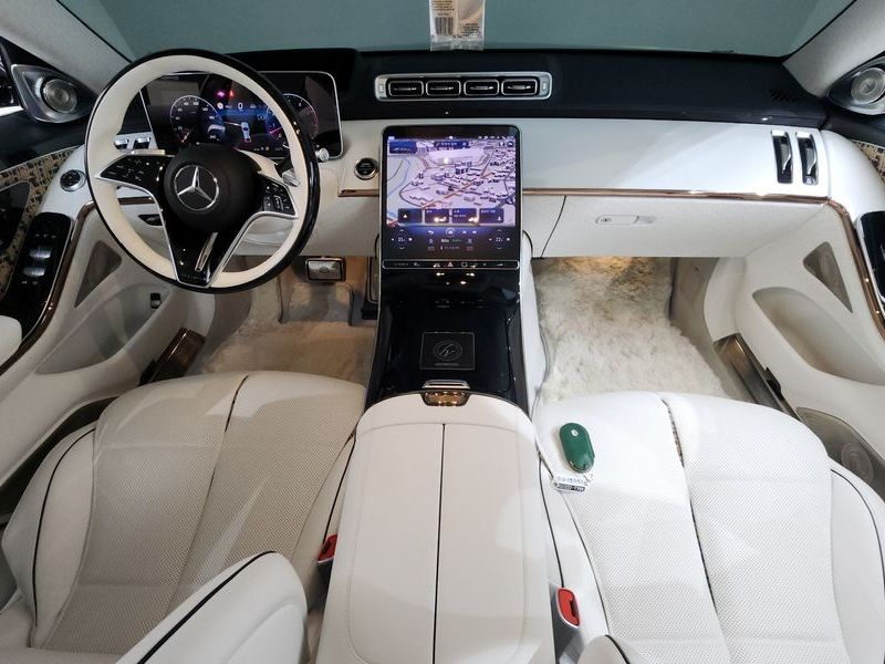 2023 Mercedes-Benz S-Class Maybach S680 4MATIC Haute Vouture Edition photo 7