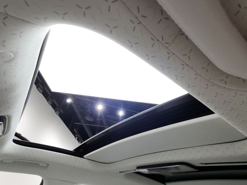 2023 Mercedes-Benz S-Class Maybach S680 4MATIC Haute Vouture Edition photo 19