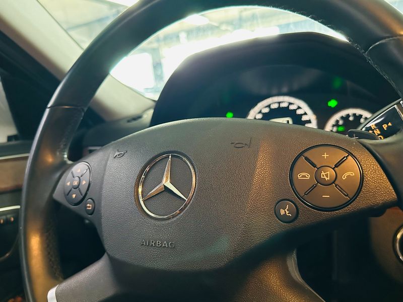 2012 Mercedes-Benz E-Class E300 Elegance photo 15