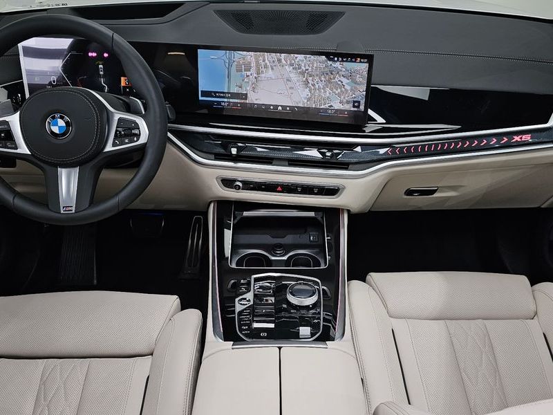 2026 BMW X5 xDrive 40i M Sport photo 7