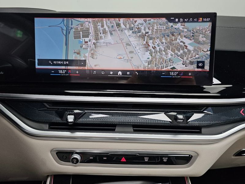 2026 BMW X5 xDrive 40i M Sport photo 15