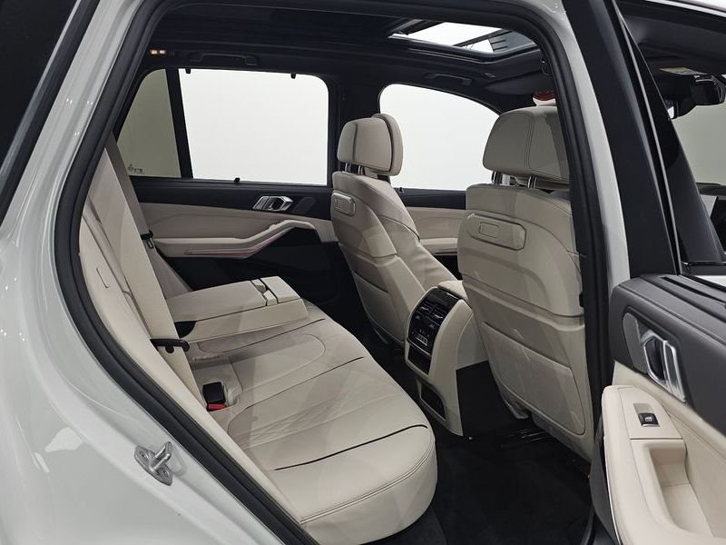 2026 BMW X5 xDrive 40i M Sport photo 27