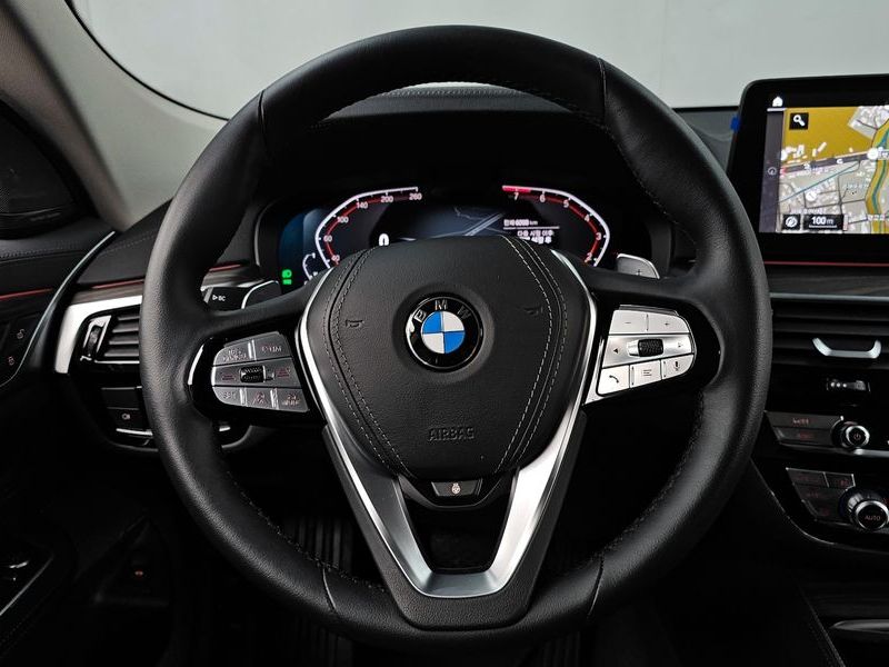 2023 BMW 6 Series 630i xDrive Luxury photo 13