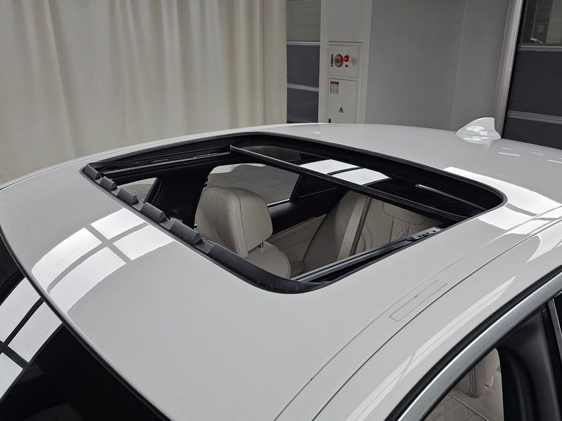 2020 BMW 5 Series 520i M Sport photo 19