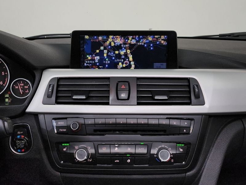 2012 BMW 3 Series 320d ED Edition photo 15