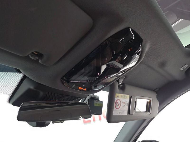 2025 BMW 5 Series 530e photo 20
