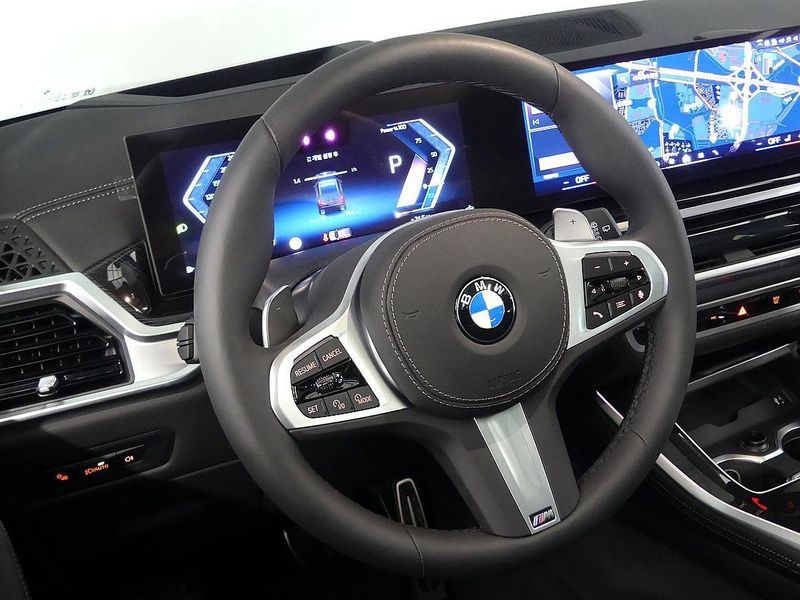 2025 BMW X5 xDrive 30d M Sport photo 14