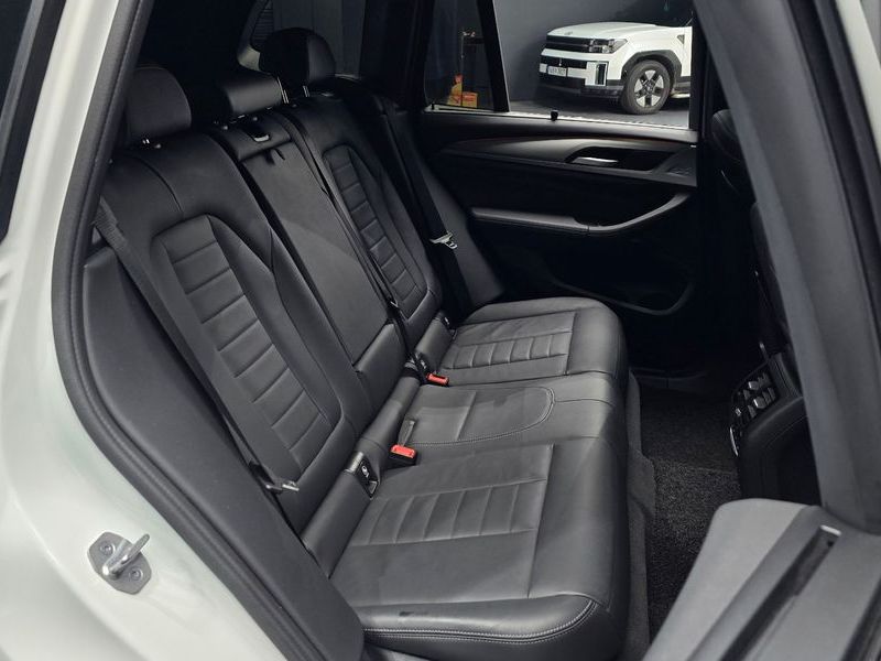 2021 BMW X3 xDrive 20i M Sport photo 27