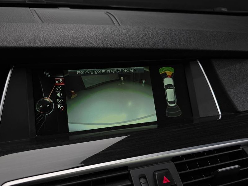 2014 BMW 5 Series GT ED Edition photo 14