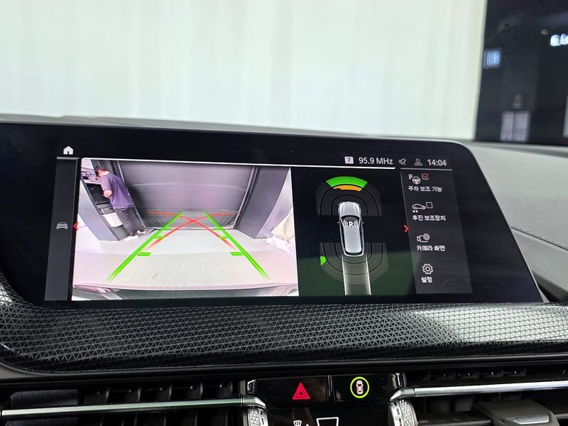 2024 BMW 1 Series 120i Sports photo 15