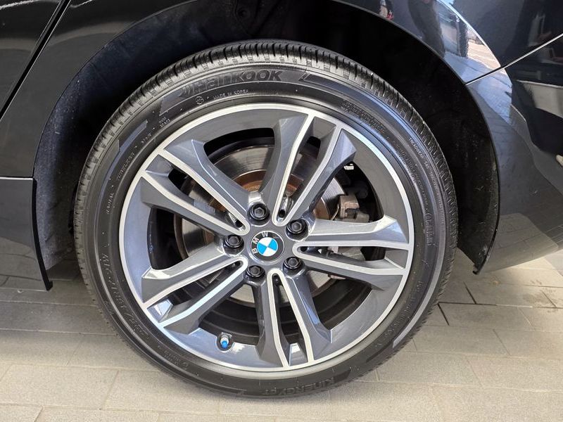 2024 BMW 1 Series 120i Sports photo 21