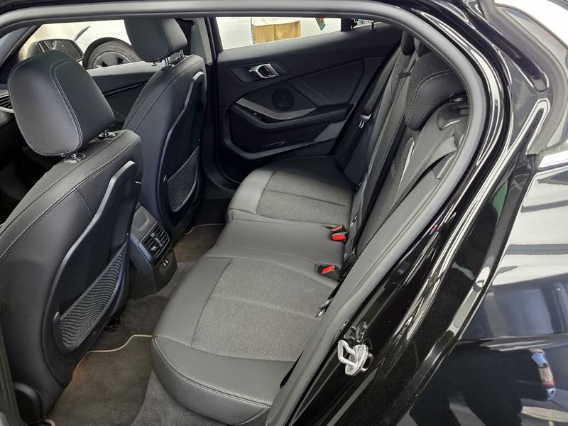 2024 BMW 1 Series 120i Sports photo 26