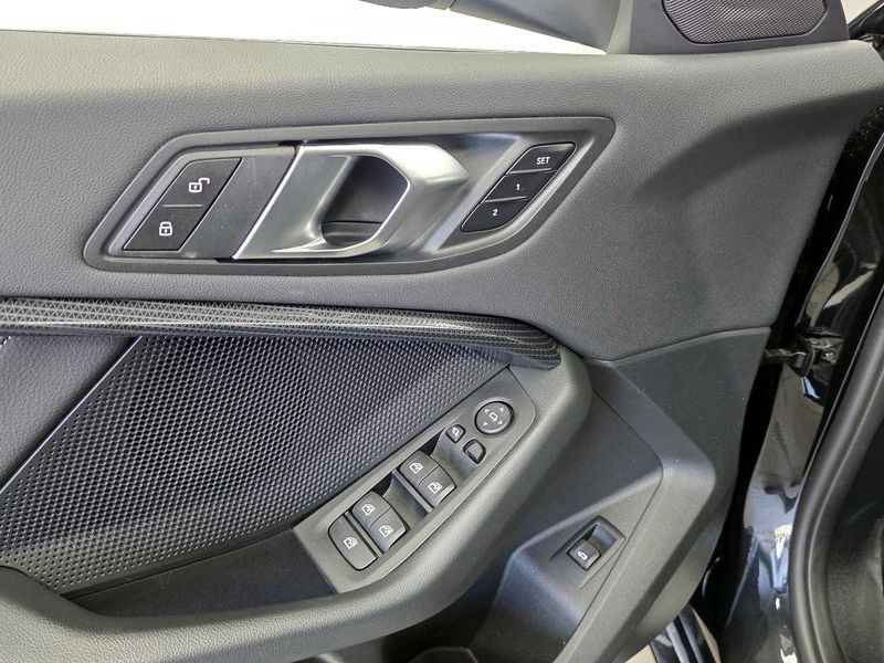 2024 BMW 1 Series 120i Sports photo 30
