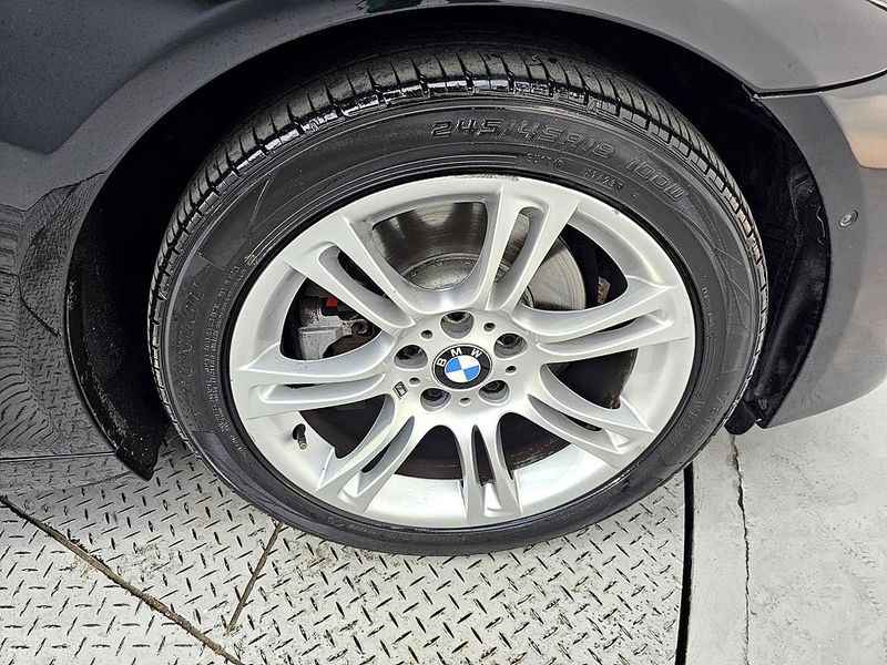 2013 BMW 5 Series 528i M Sport photo 20