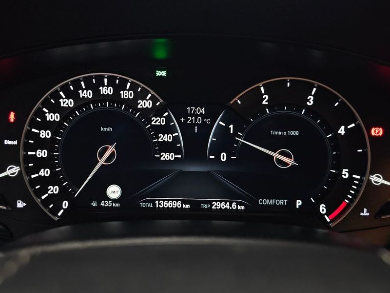 2018 BMW 5 Series 520d M Sport Special Edition photo 8