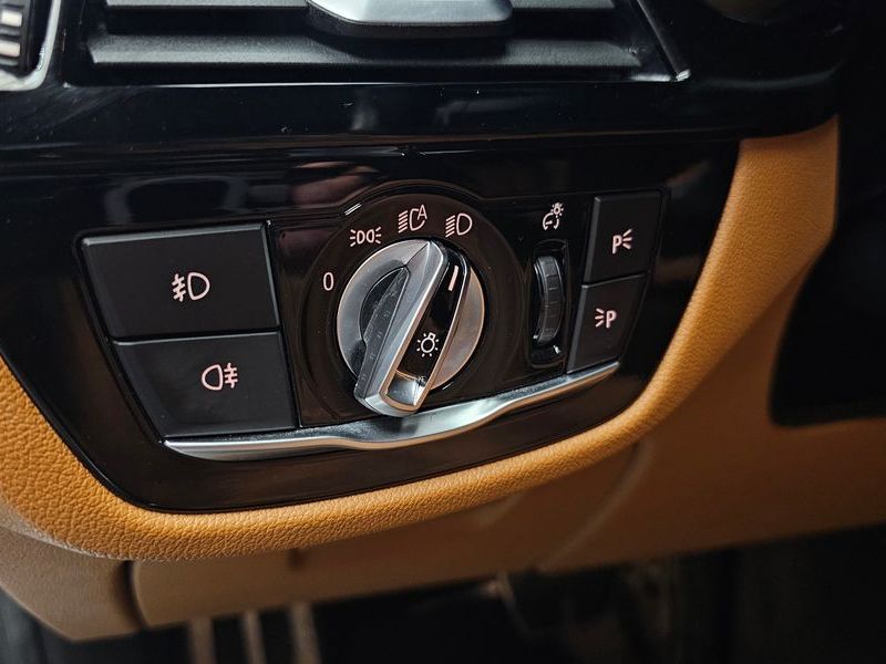 2018 BMW 5 Series 520d M Sport Special Edition photo 28