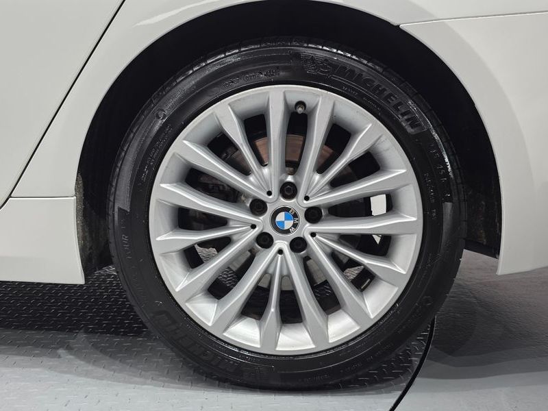 2020 BMW 5 Series 520d xDrive Luxury Plus photo 21