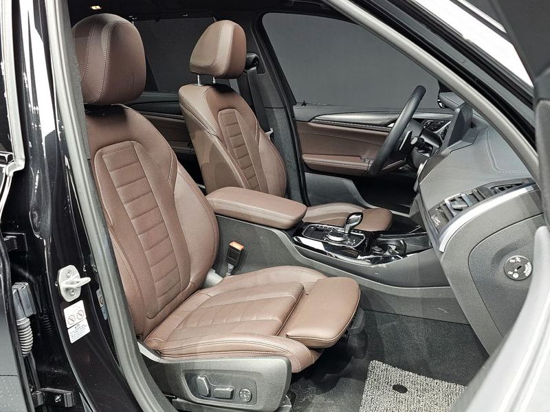 2024 BMW X3 xDrive 20i M Sport photo 11