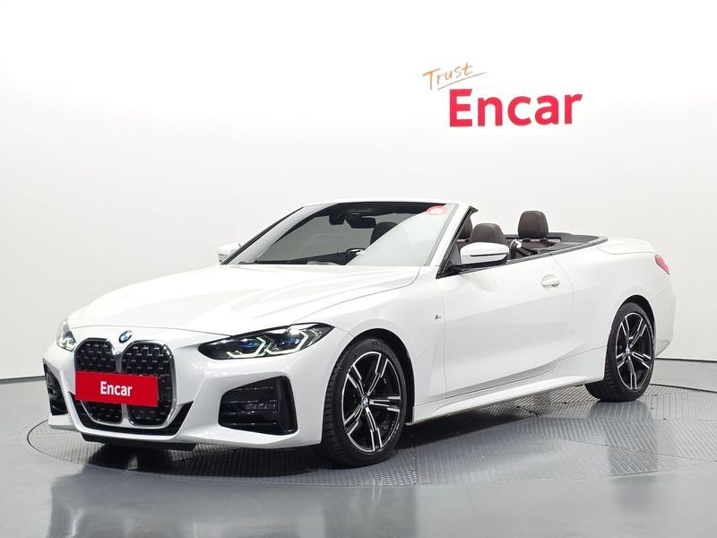 2023 BMW 4 Series 420i M Sport Convertible photo 1