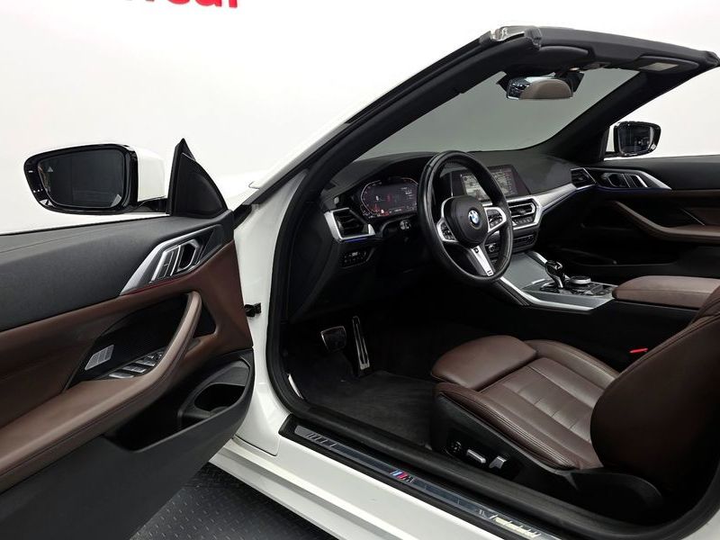 2023 BMW 4 Series 420i M Sport Convertible photo 10