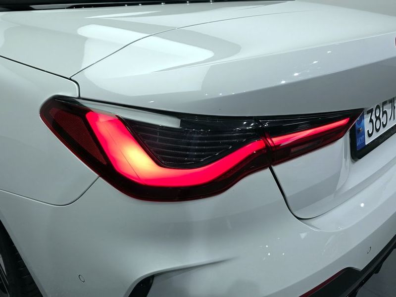 2023 BMW 4 Series 420i M Sport Convertible photo 23