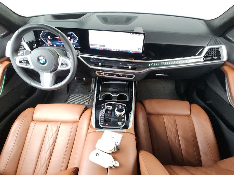 2024 BMW X7 xDrive 40i M Sport 7STR photo 7