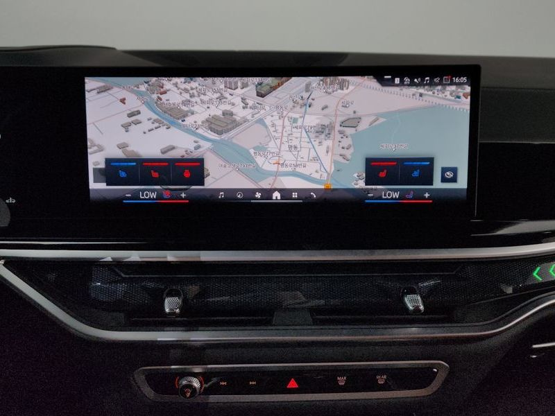 2024 BMW X7 xDrive 40i M Sport 7STR photo 12