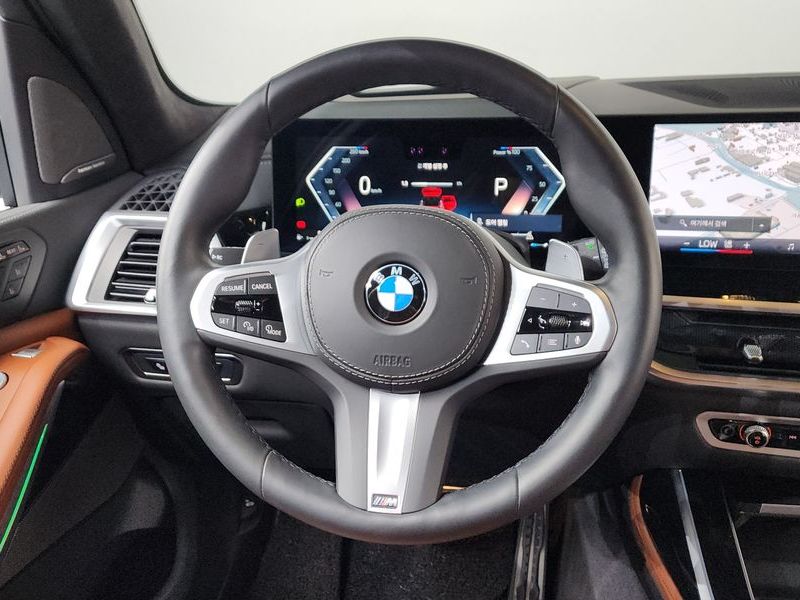 2024 BMW X7 xDrive 40i M Sport 7STR photo 13