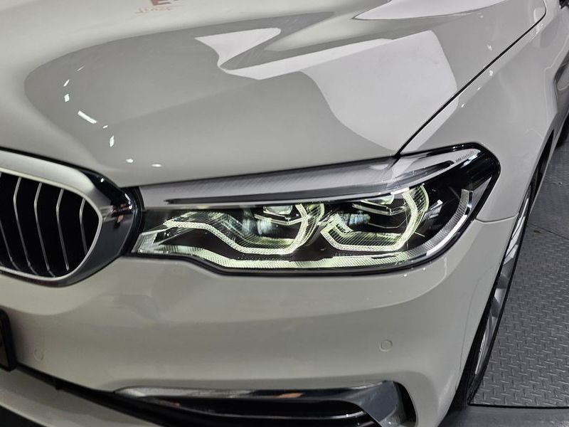 2018 BMW 5 Series 520d Luxury Plus photo 22