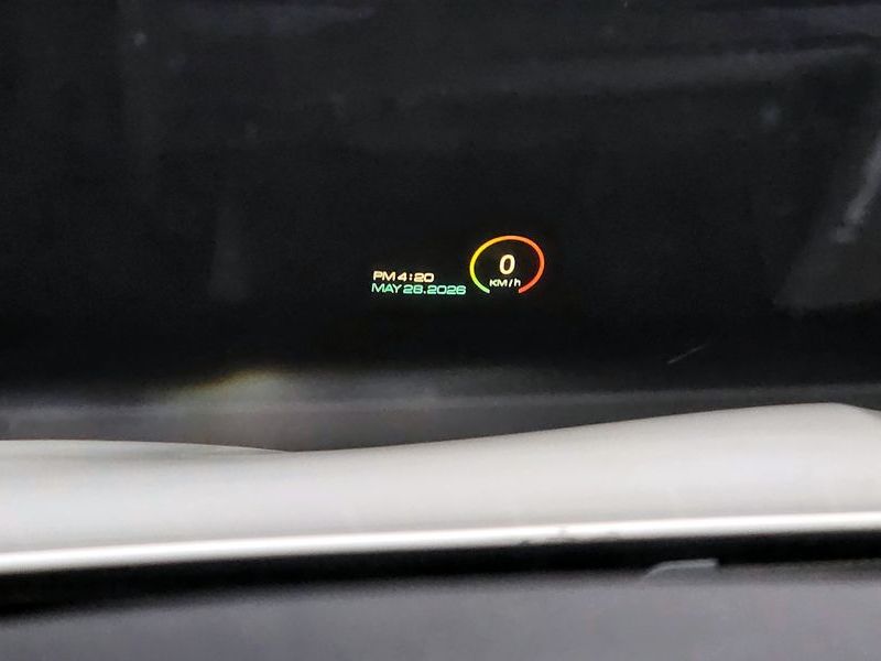 2012 BMW 5 Series 528i photo 18