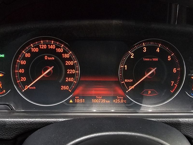 2018 BMW 3 Series 320i M Sport Shadow photo 8