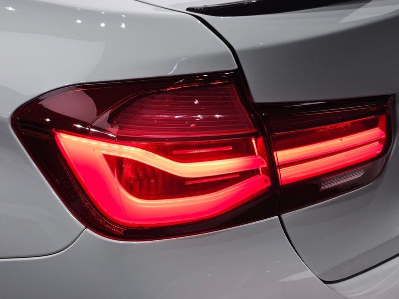 2018 BMW 3 Series 320i M Sport Shadow photo 23