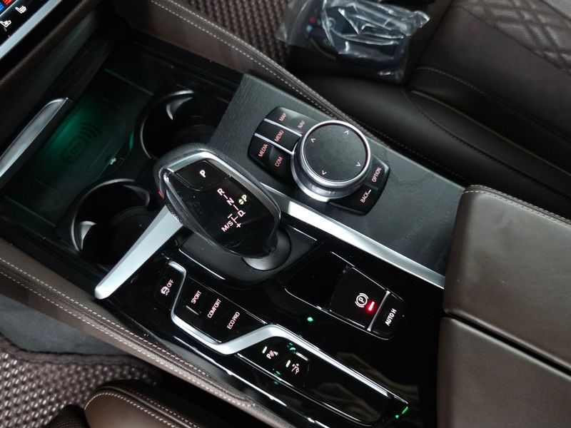 2022 BMW 6 Series 620d M Sport photo 9