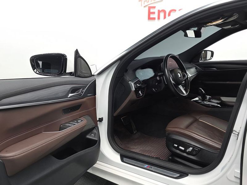 2022 BMW 6 Series 620d M Sport photo 10